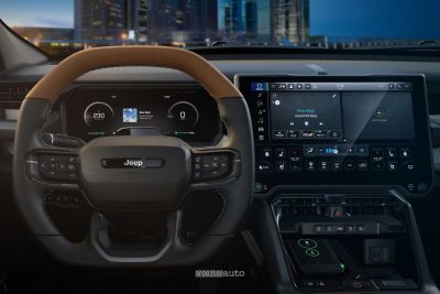 Nuova Jeep Recon display strumentazione digitale