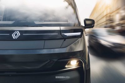 Renault Trafic Van E-Tech Electric firma luminosa anteriore