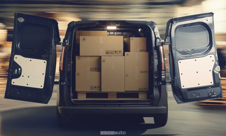 Renault Trafic Van E-Tech Electric apertura portellone posteriore