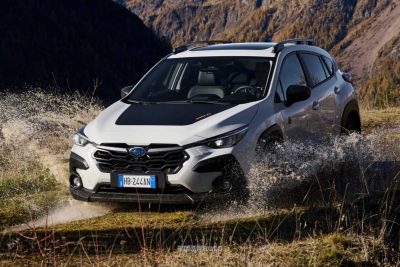 Subaru Crosstrek 4WILD in off road