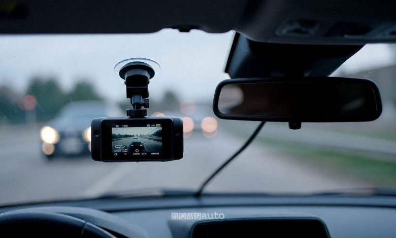 Dash cam auto