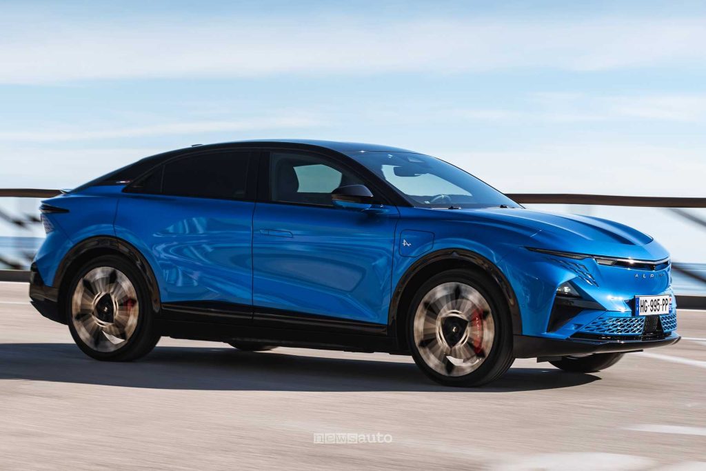 Alpine A390 GT su strada