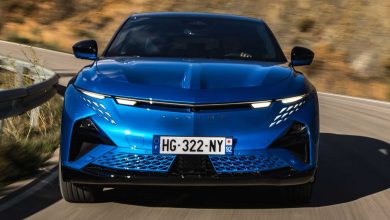 Alpine A390