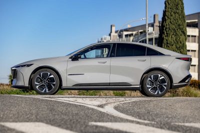 Mazda 6e laterale