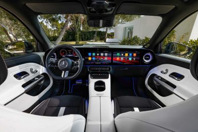 Nuova Mercedes GLB plancia abitacolo