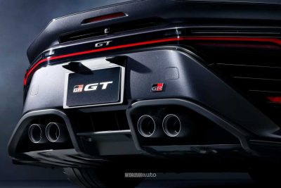 Toyota GR GT scarico posteriore