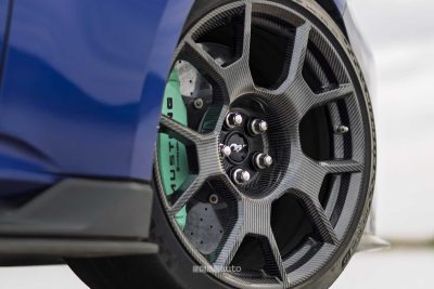 Ford Mustang Dark Horse SC Track Pack cerchi in carbonio