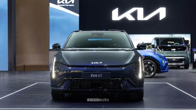 KIA EV4 GT anteriore