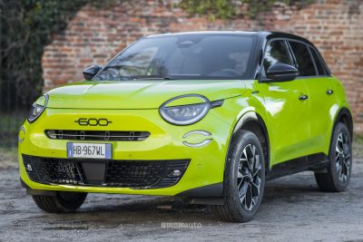 Fiat 600 Sport Milano Cortina anteriore 3/4