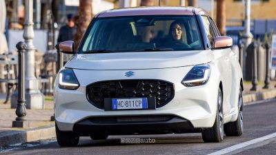 Suzuki Swift Sakura su strada a Sanremo