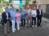 Il team BYD a Bologna con Stella, Executive Vice President di BYD, Stella Li (Executive Vice President di BYD), Alessandro Grosso (Country Manager di BYD Italia e DENZA Europa), Andreas Barchetti (CEO del Gruppo Barchetti), Diego Pareschi (Direttore della Divisione EV di BYD), Patrick Zhong (Founding Managing Partner di M31 Capital), professor Jeffrey Sachs (direttore del Center for Sustainable Development).