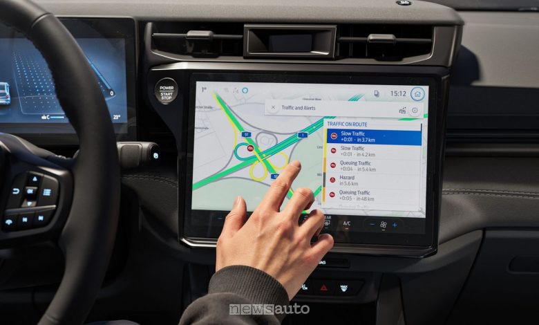 Display infotainment da 12,8 pollici della Puma Gen-E BlueCruise Edition
