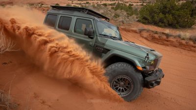 Jeep Wrangler Anvil 715 Concept in azione del deserto del Moab
