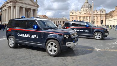 Land Rover Defender dei Carabinieri