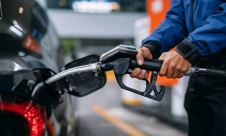 Pistola di rifornimento. Taglio delle accise sui carburanti