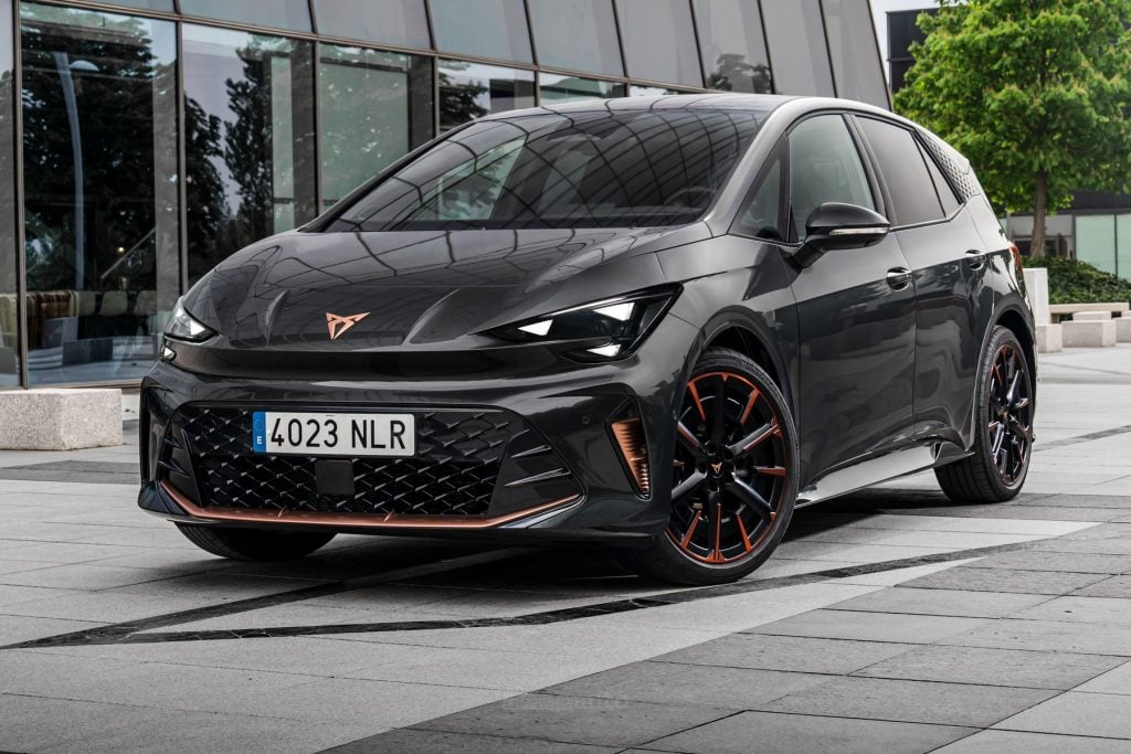 Cupra Born VZ anteriore 3/4