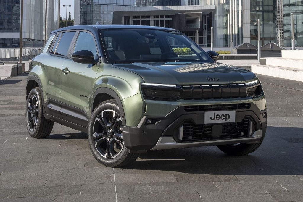 Jeep Avenger e-Hybrid anteriore 3/4