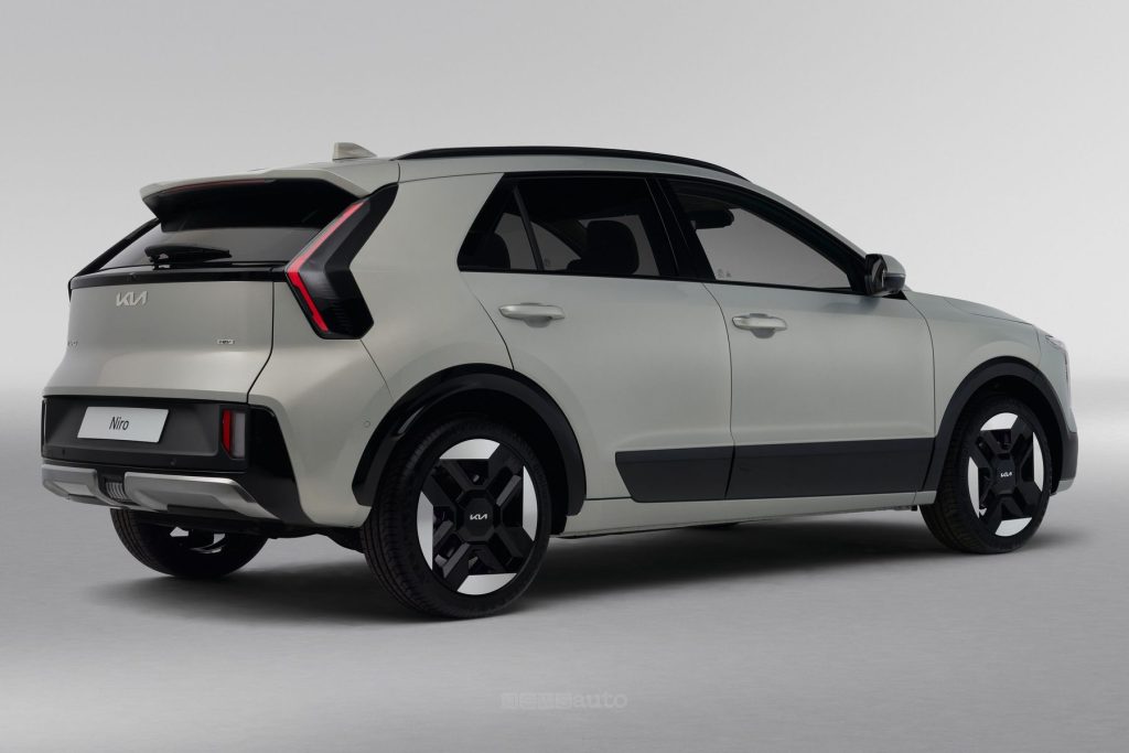 Nuova Kia Niro posteriore 3/4