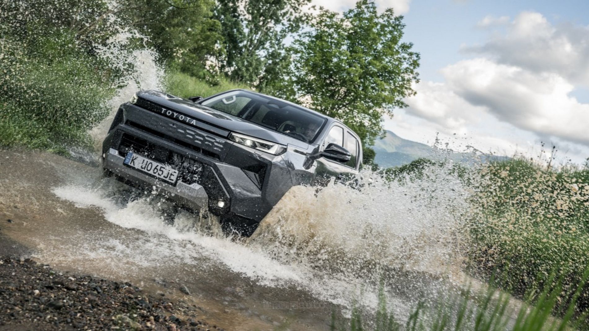 Nuovo Toyota Hilux BEV