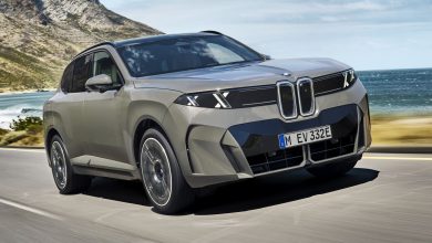 BMW iX5 60 xDrive su strada