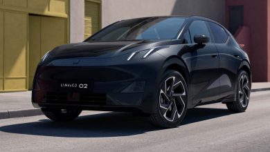 Lynk & Co 02 anteriore 3/4