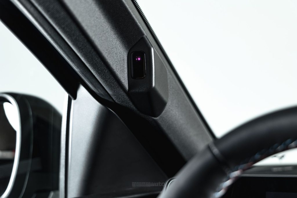 Renault Mégane E-Tech Electric telecamera riconoscimento del conducente