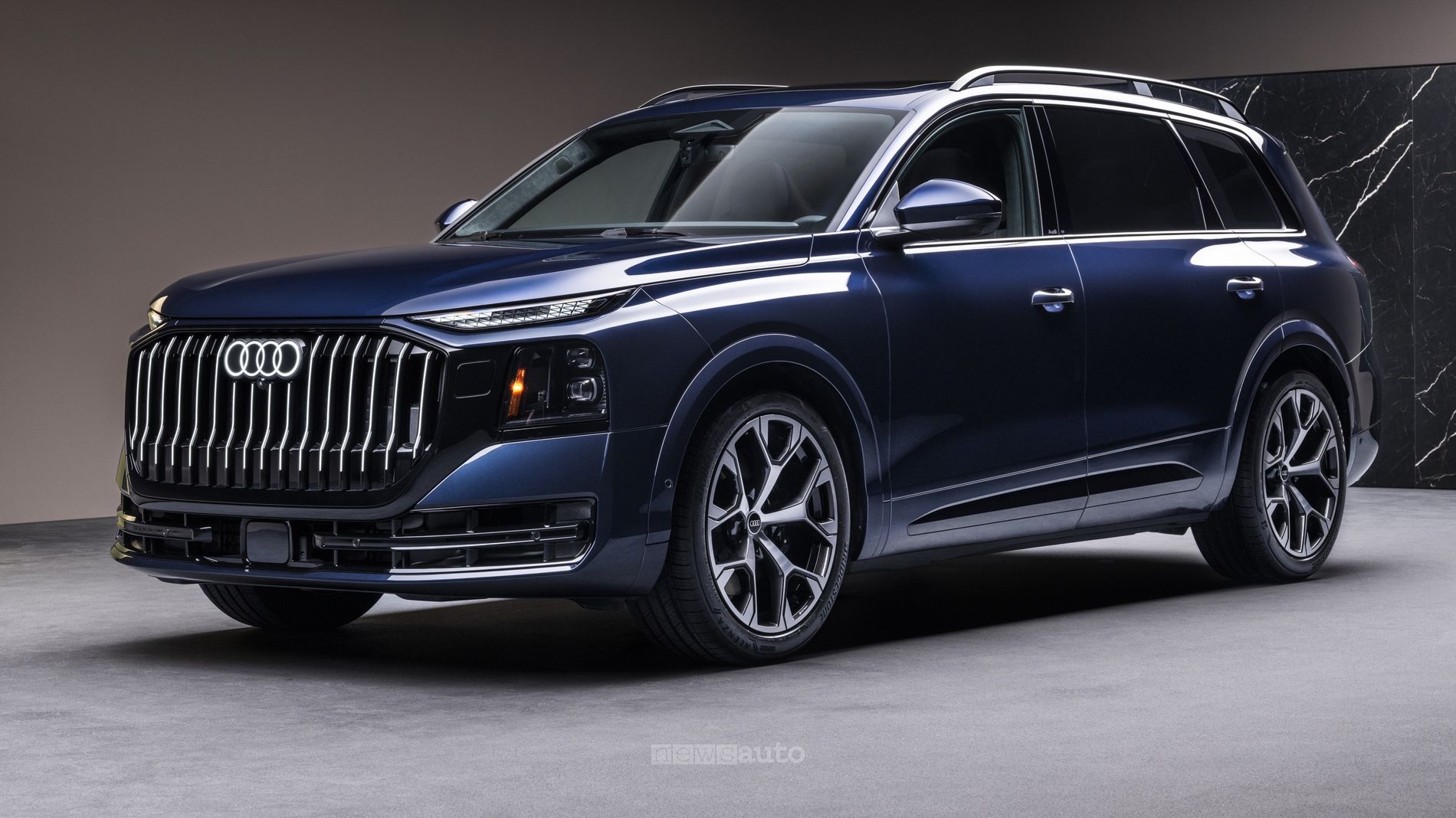 Audi Q9 anteriore 3/4