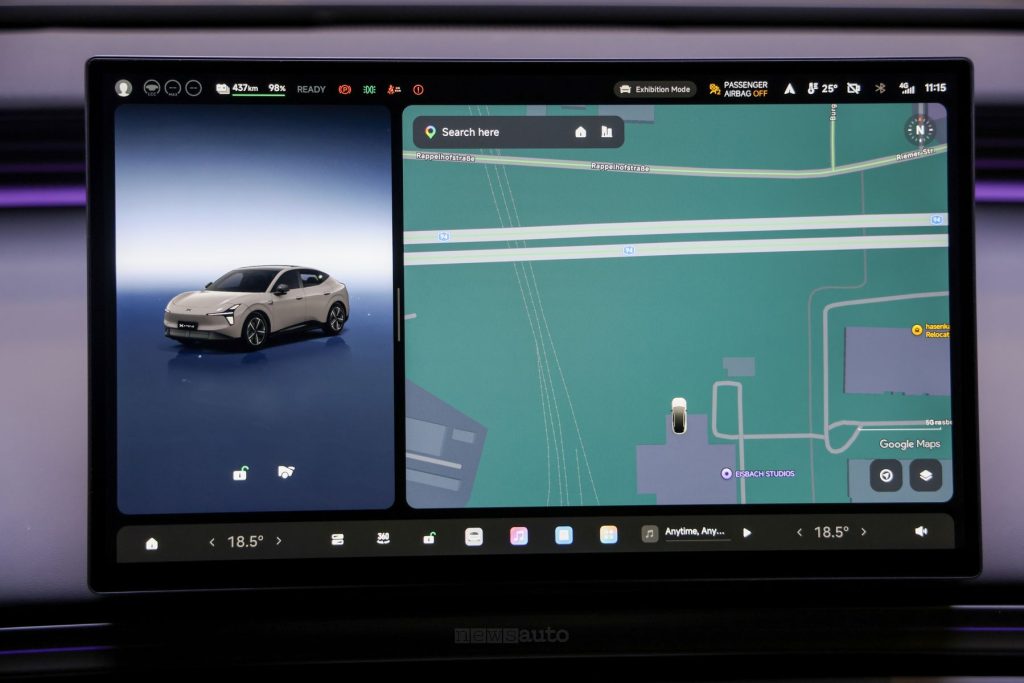 Xpeng L03 display infotainment da 15,6"