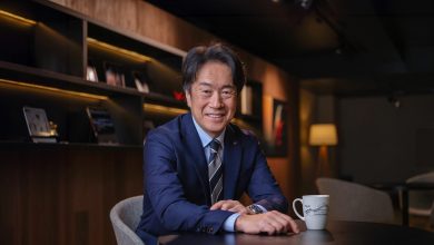 Masahiro Moro, Amministratore Delegato, Presidente e CEO. Entrato in Mazda nel 1983, ha ricoperto in precedenza le cariche di Responsabile Marketing Globale, Vicepresidente Esecutivo di Mazda Motor Europe e Presidente delle Operazioni Mazda in Nord America. È stato nominato al suo ruolo attuale nel 2023
