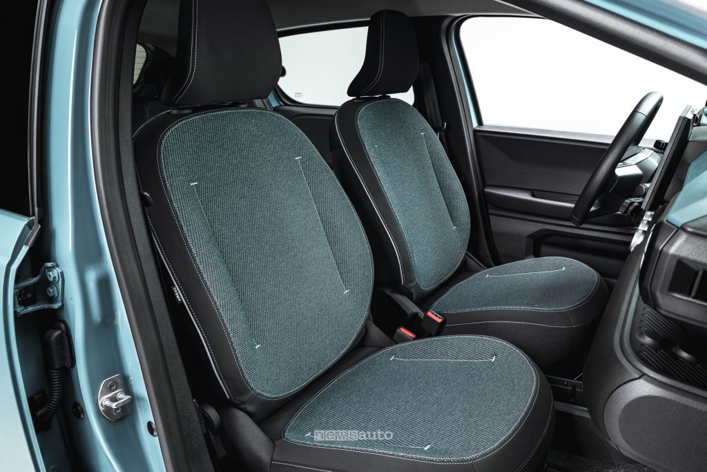 Nuova Dacia Spring sedili anteriori