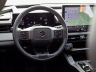 Nuova Suzuki Across plug-in Hybrid volante abitacolo