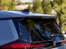 Nuova Suzuki Across plug-in Hybrid lunotto e spoiler posteriore