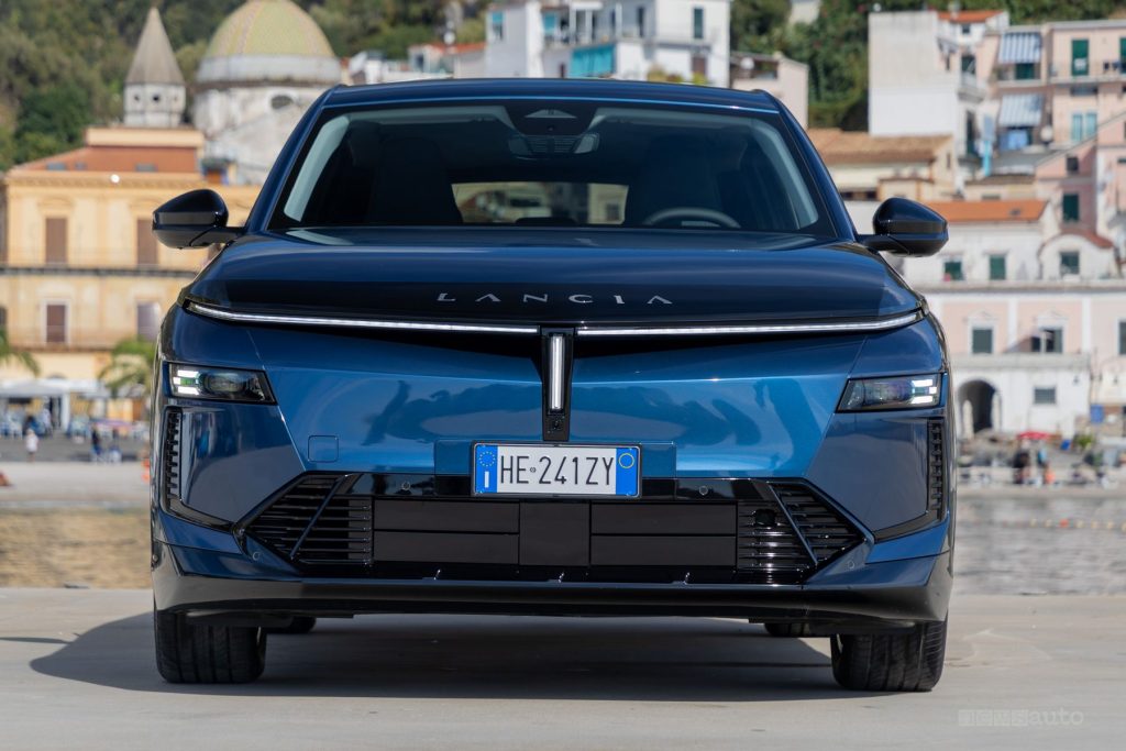 Nuova Lancia Gamma frontale