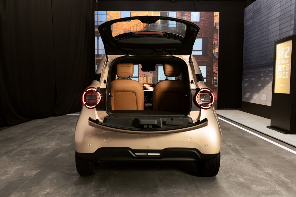 Nuova Smart #2 Premium apertura portellone posteriore