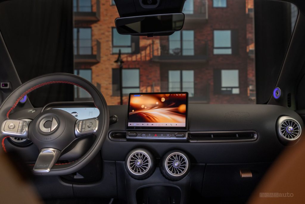 Nuova Smart #2 Premium display da 10,1"